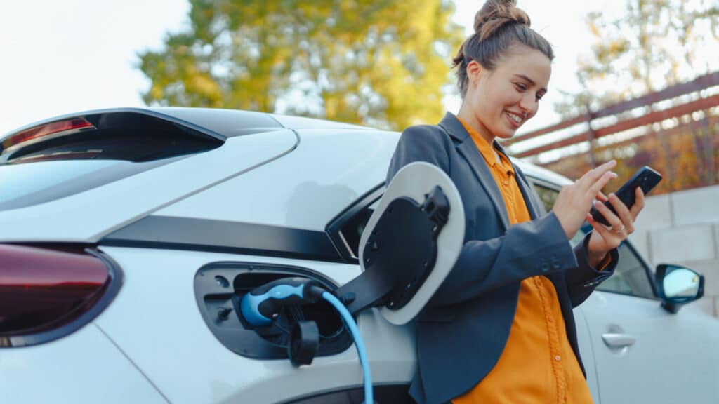 How to invest in electric vehicles technology